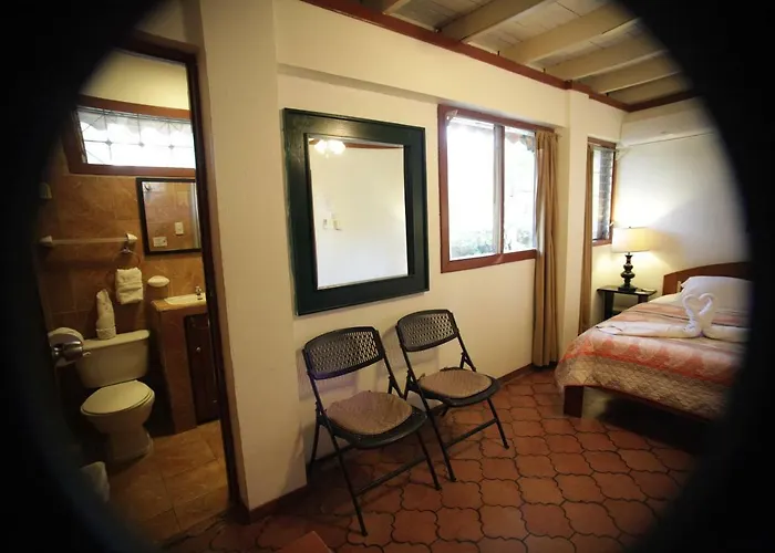 M&m Garden House Hostal Coco